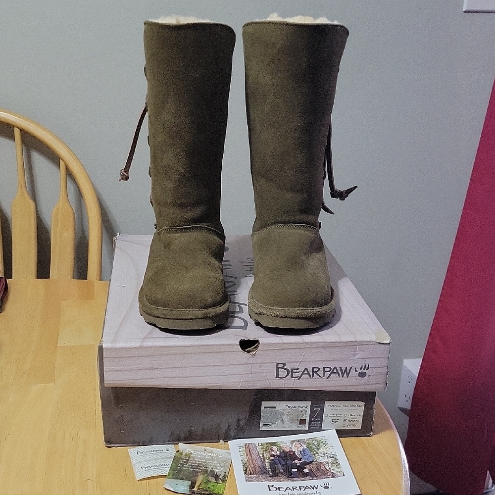 BearPaw Rita Style